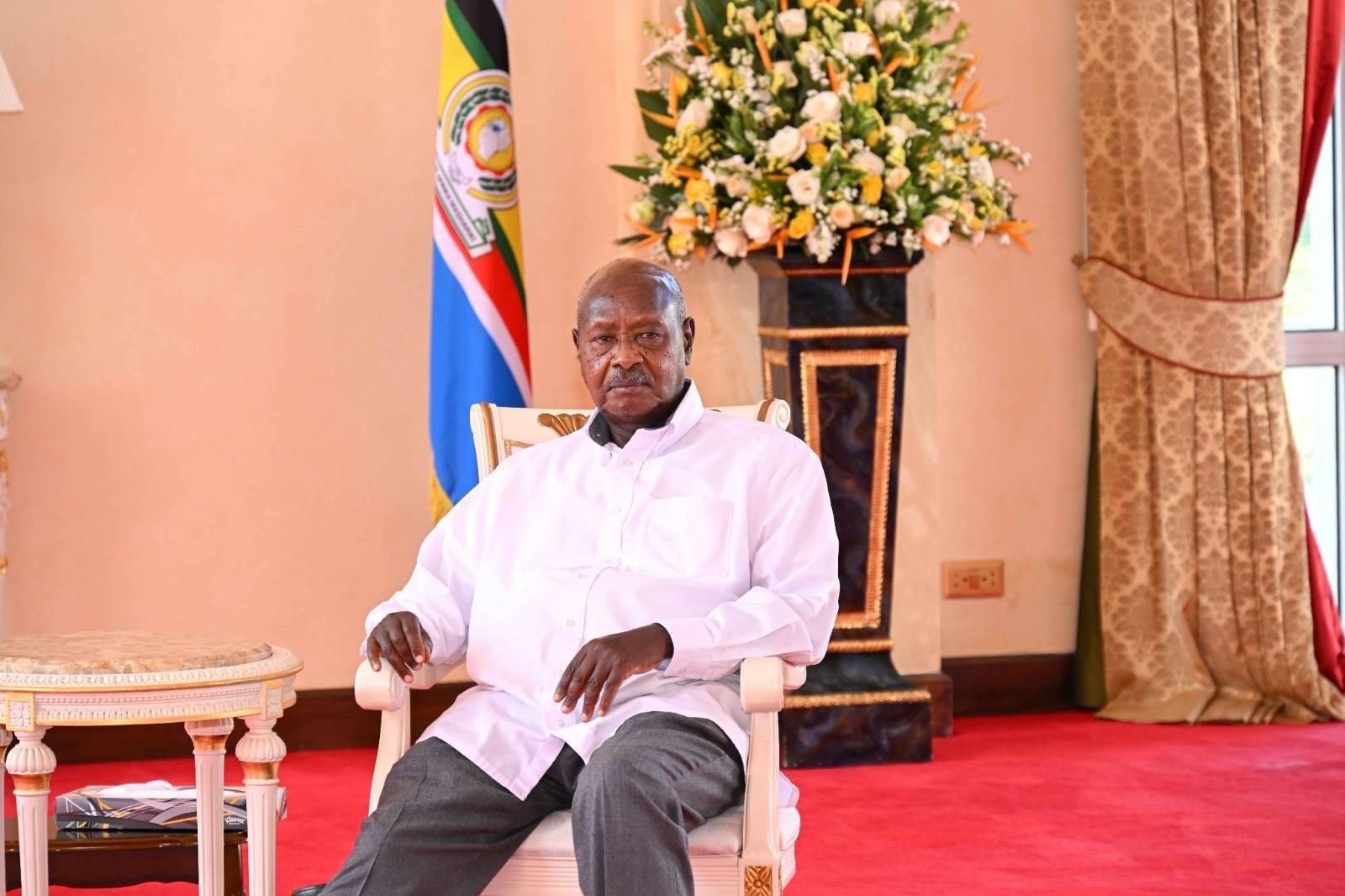 President Museveni Meets H.E Uhuru Kenyatta