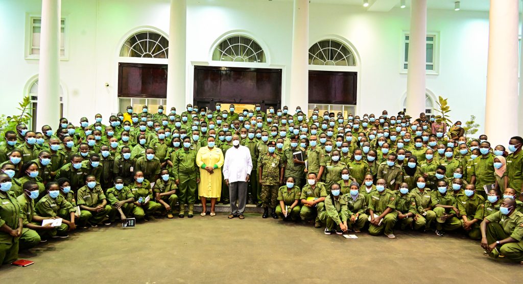 President Museveni (C) poses for a photo with over 200 intern doctors after giving them an opportunity lecture at State House Entebbe on Saturday. The interns have concluded a leadership training course at NALI Kyankwanzi