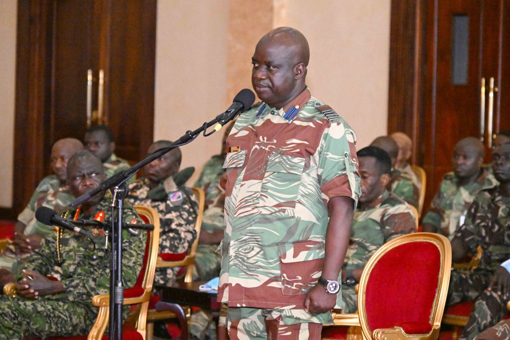 President Museveni Lectures Zimbabwean Soldiers At State House Entebbe