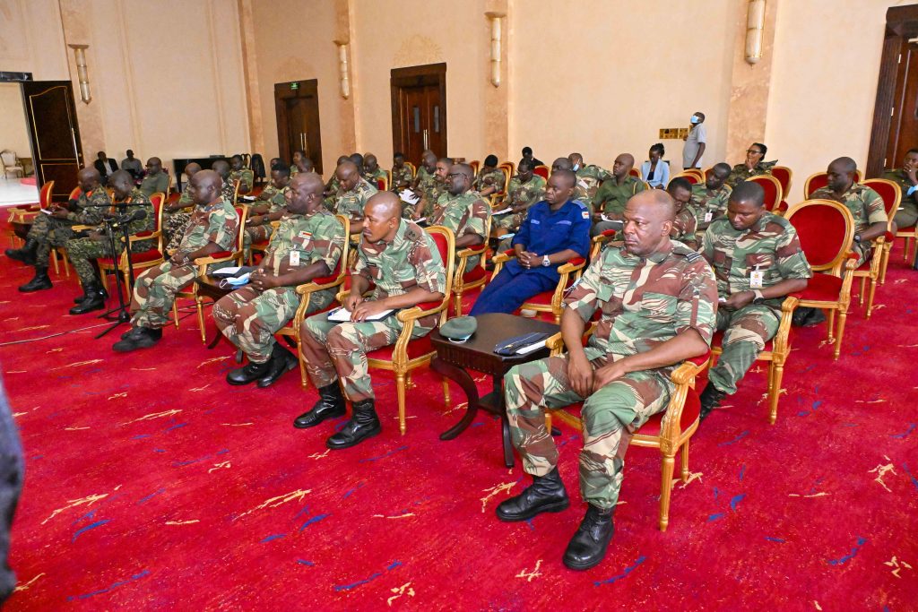 President Museveni Lectures Zimbabwean Soldiers At State House Entebbe