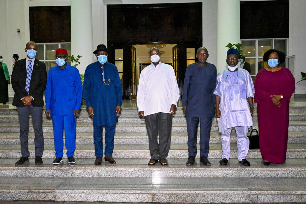 President Museveni Meets HE Dr Goodluck Ebele Jonathan