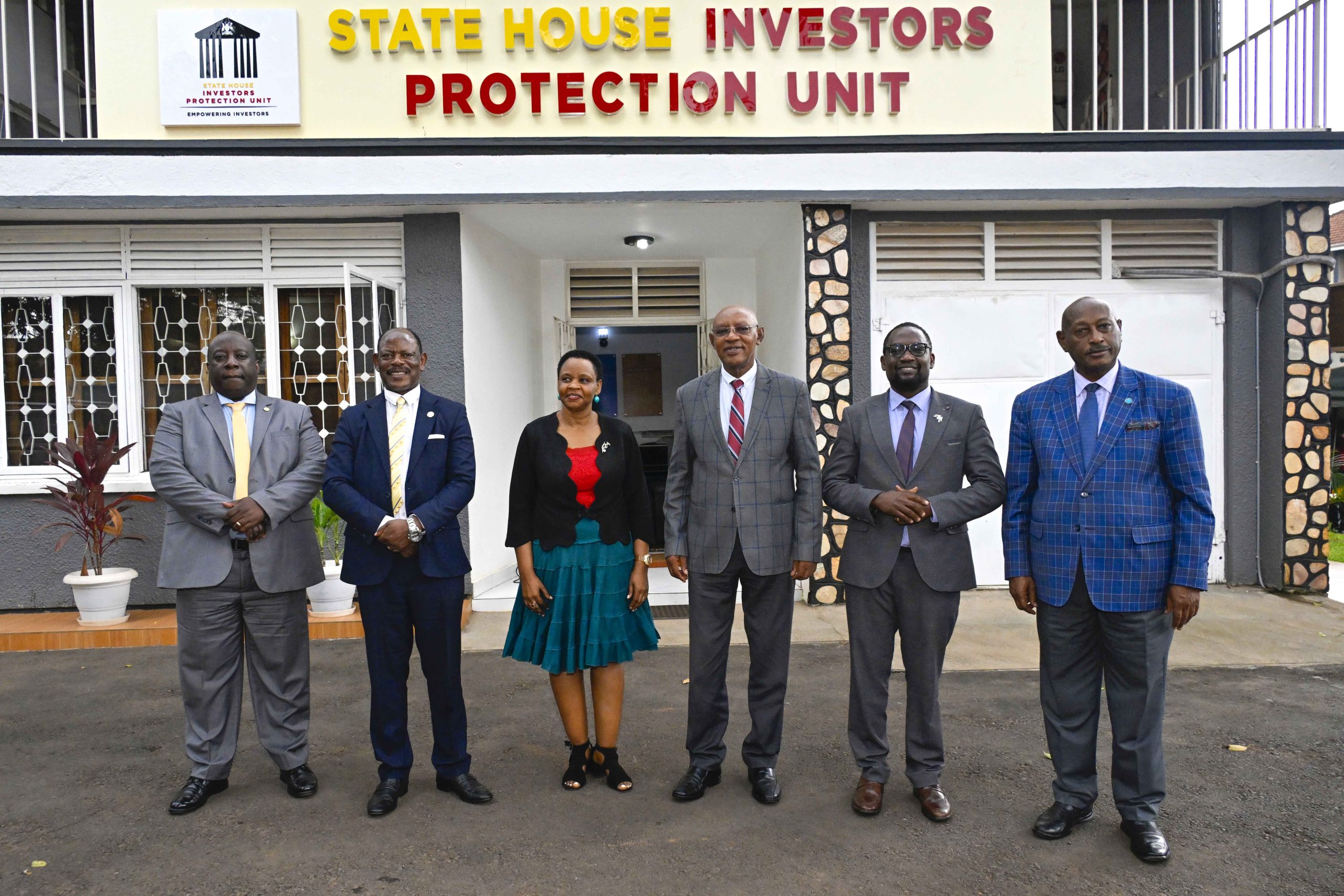 (Left- right) Senior Lecturer Uganda Management Institute /Policy Analyst Prof. Gerald Karyeija, Makerere University Vice Chancellor Prof. Barnabas Nawangwe, State House Investors Protection Unit Head Col. Edith Nakalema, Healthcare Practitioner and Consultant Dr. Ben Mbonye, Uganda Cancer Institute Chairman Prof. William Bazeyo and Former Attorney General Fred Ruhindi pose for a photo after State House Investors Protection Unit (SHIPU) Brainstorming on how to address the unemployment and wealth creation challenge among the youth in Uganda at the SHIPU offices in Kampala on the 20th August 2024. Photo by PPU/Tony Rujuta.