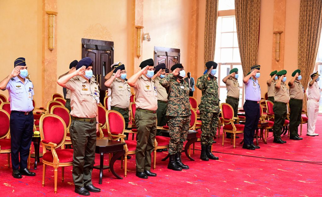 Officers from Bangaladesh National Defence College salute during their meeting with President Museveni at State House Entebbe on Wednesday Sept 11. PPU Photo.