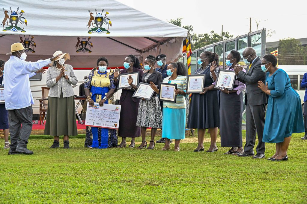 President Yoweri Kaguta Museveni and First Lady/ Ministry of Education and Sports Janet Kataha Museveni in a group photo with some of the best teachers that have made a difference during the World Teacher’s Day Celebrations at Lugogo, Kampala on the 19th October 2024. Photos by PPU/Tony Rujuta.