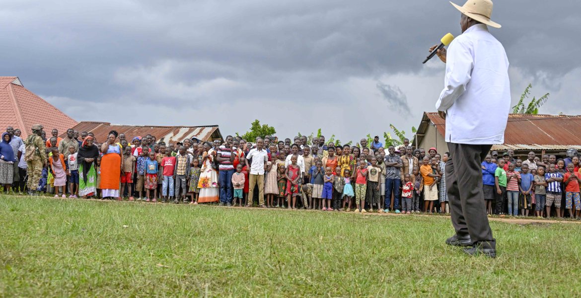 President Museveni Meets Banyakigezi