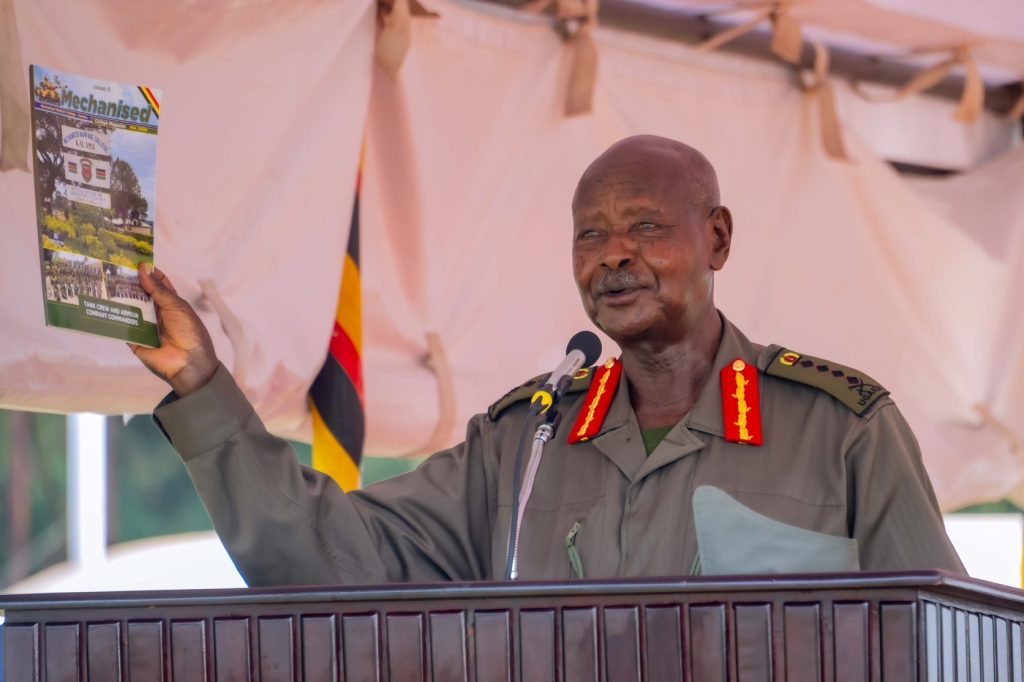 President Museveni Passes Out 627 Company Commanders And Armour Crew Officers At Mechanized Warfare College - Kalama