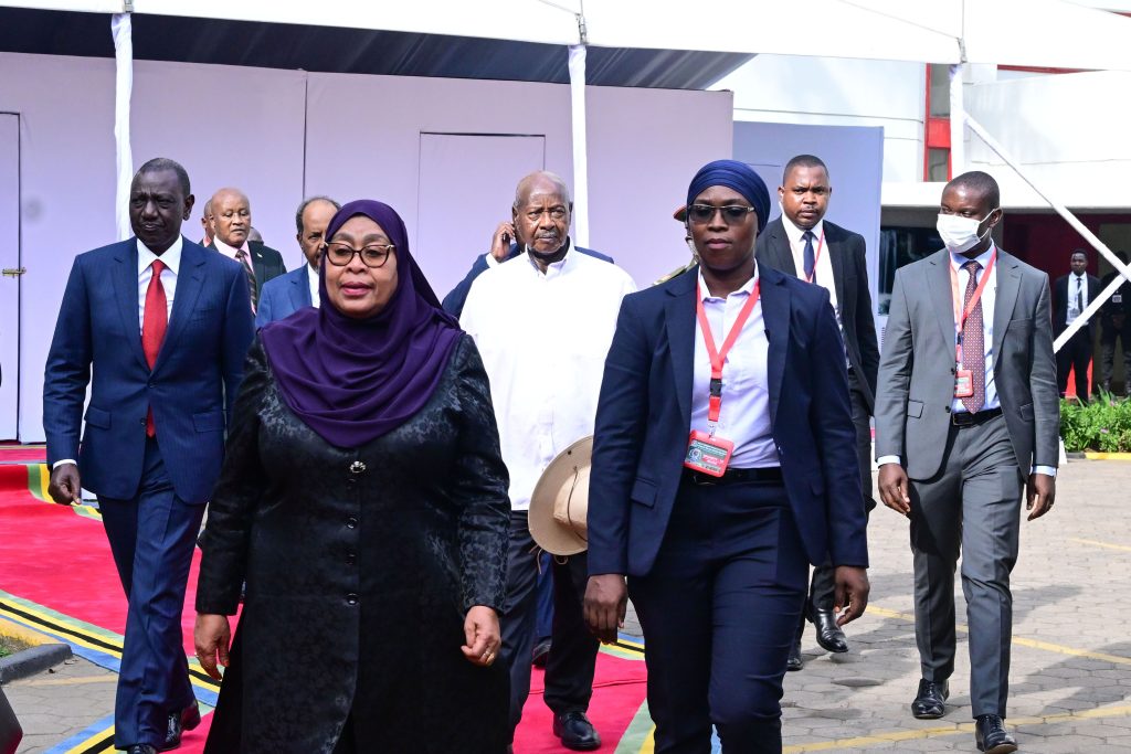 Presidents Samia Suluhu of Tanzania Yoweri Museveni of Uganda William Ruto L of Kenya and Somalias Hassan Sheikh Mohamud at the EAC summit in Arusha Tanzania on Friday PPU Photo