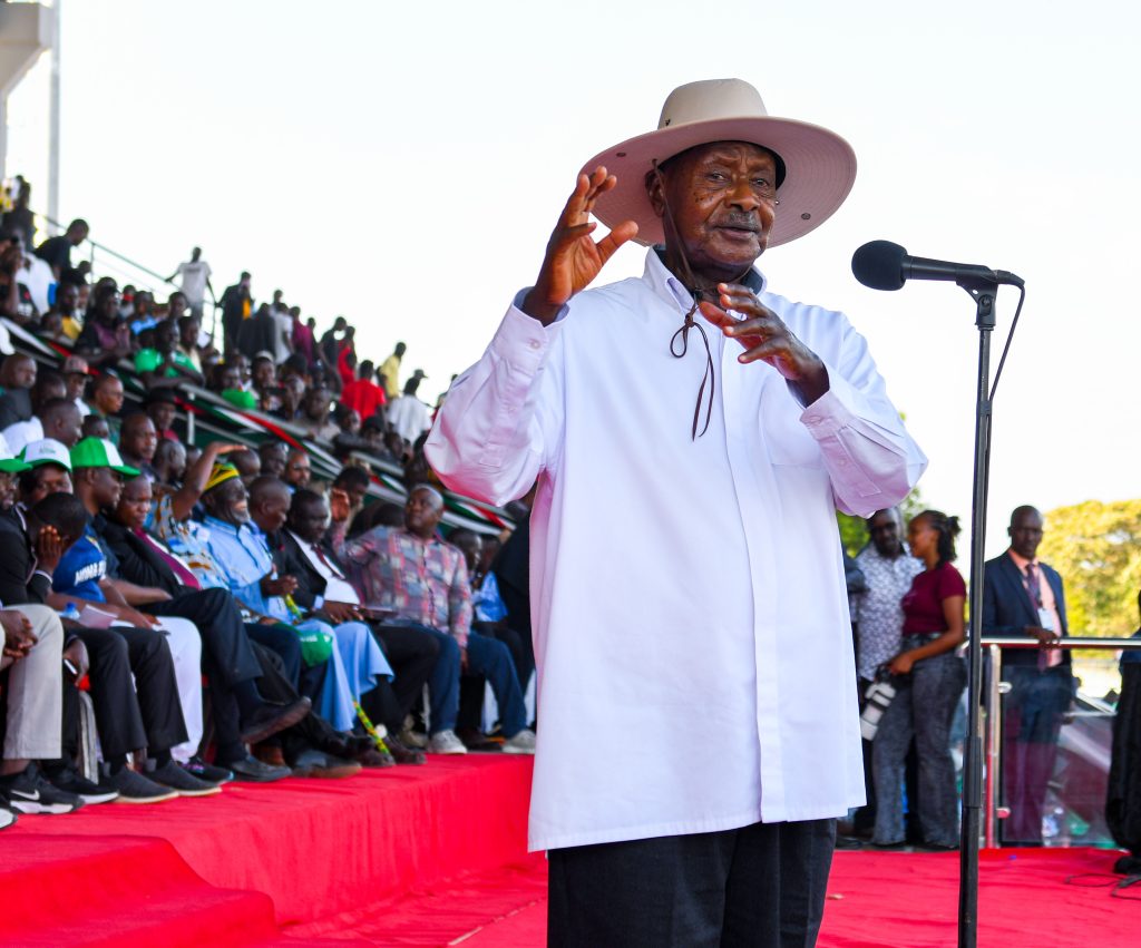 President Museveni Crowned Luo Elder Alongside Kenya's William Ruto