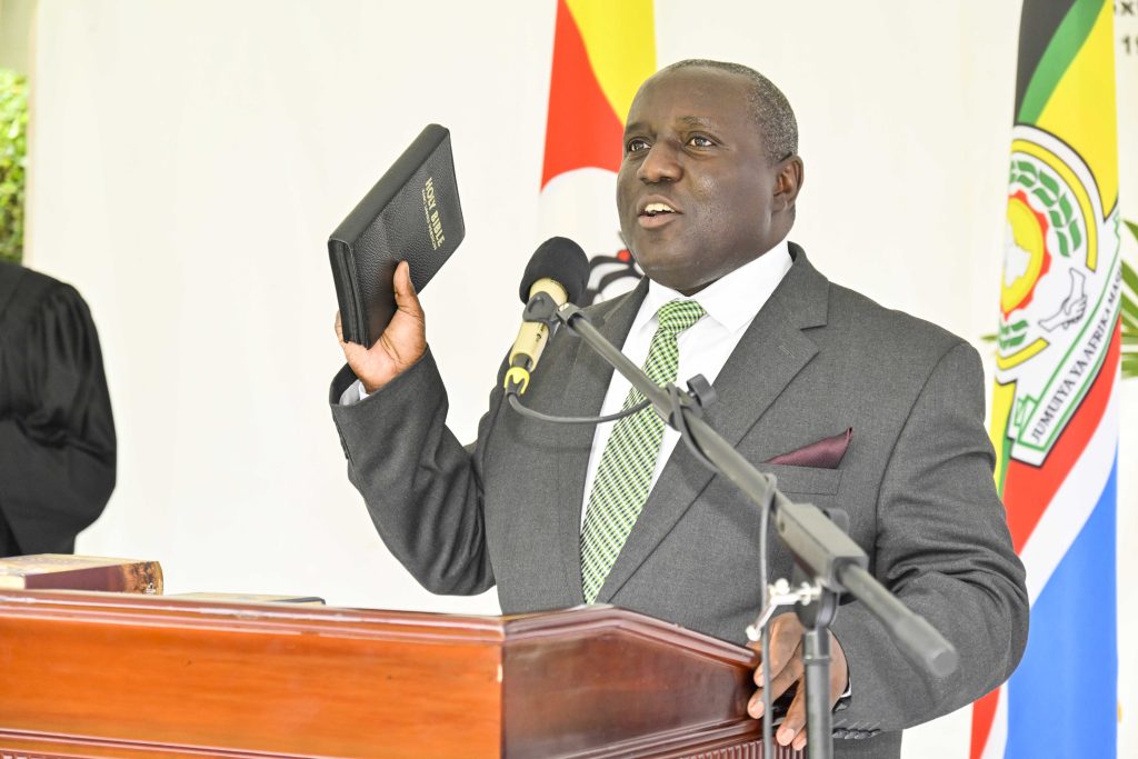 Hon. Justice Karoli Lwanga Ssemogerere, swearing in as a Judge of the High Court at the State House Entebbe on the 4th March 2025. Photo by PPU/ Tony Rujuta.