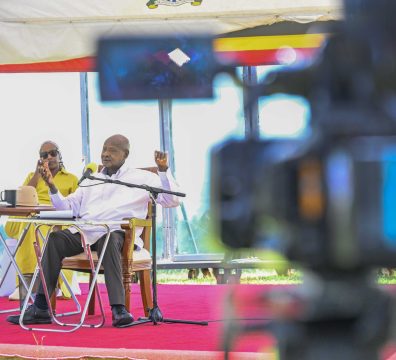 President Museveni Meets Journalists of Greater Mubende at State Lodge Mubende 17-Apr-2025