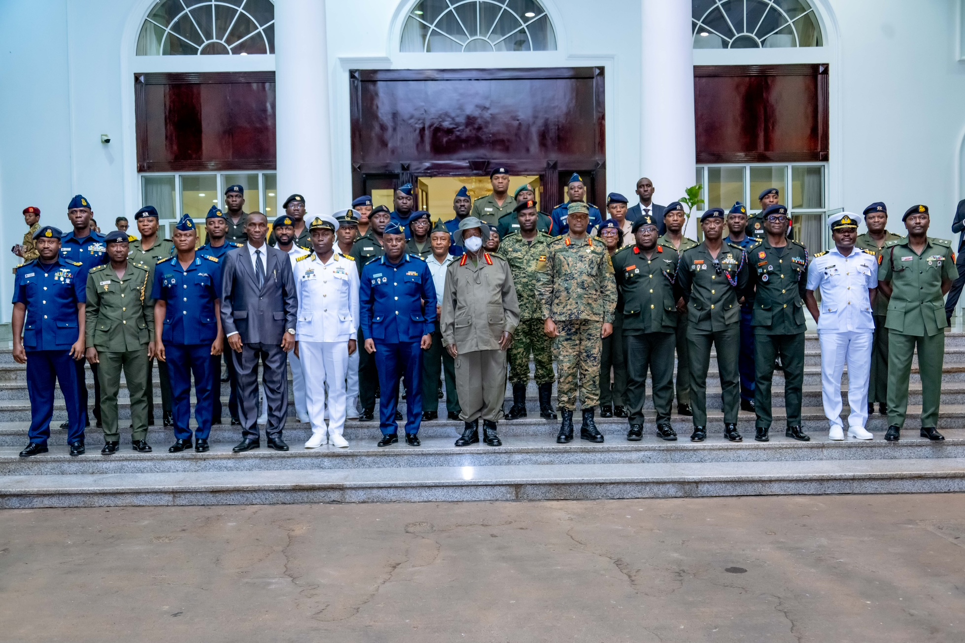 President Museveni Meets Ghanaian Military Officers at State House Entebbe - 08-May-2025