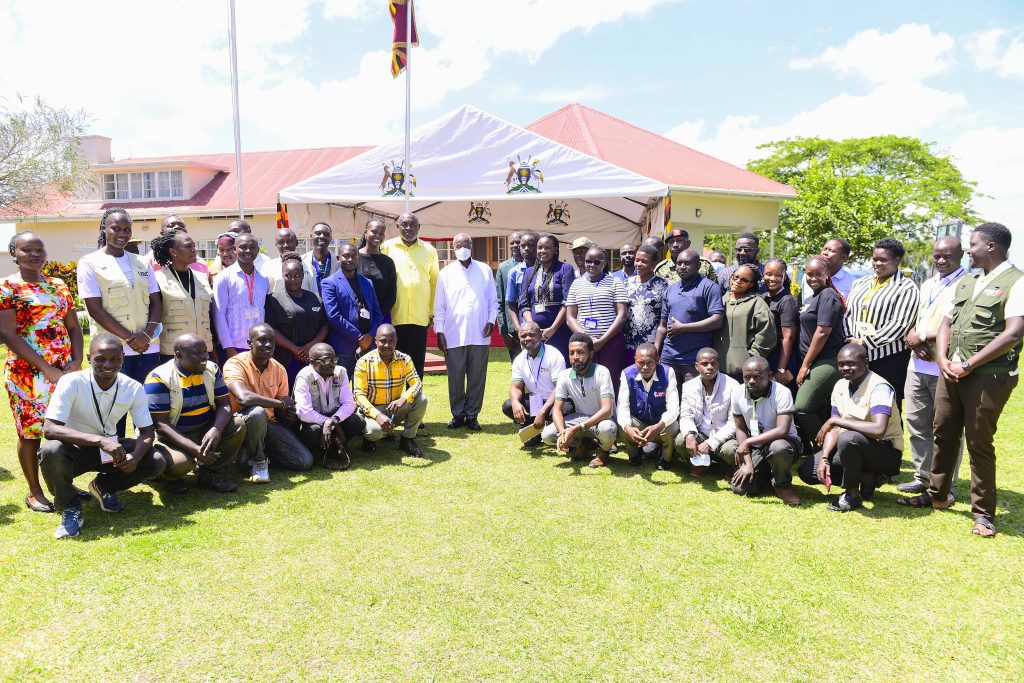 President Museveni interacts with the Media Houses from Tooro region - Fortportal State lodge - 18-May-2025 - State House Uganda President Museveni interacts with the Media Houses from Tooro region - Fortportal State lodge - 18-May-2025