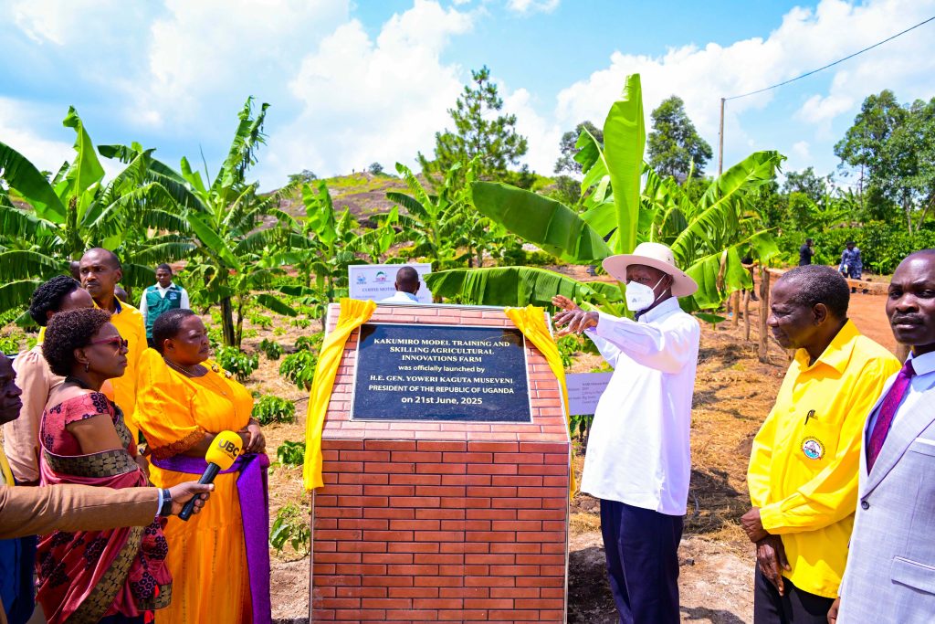 President Museveni commissions Kakumiro Model Training and skilling Agricultural Innovation farm owned by Prime Minister Robina Nabanjja (L) during his visit to Kakumiro district on Saturday 21st June 2025 to preside over