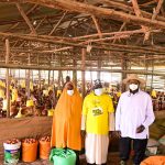 President Museveni inspects Haji Muhamad Zziwa's poultry farm with over 2000 birds in Kamengo, Mpigi district during his PDM assessment tour of greater Mpigi on Mon June 16 2025. PPU Photo
