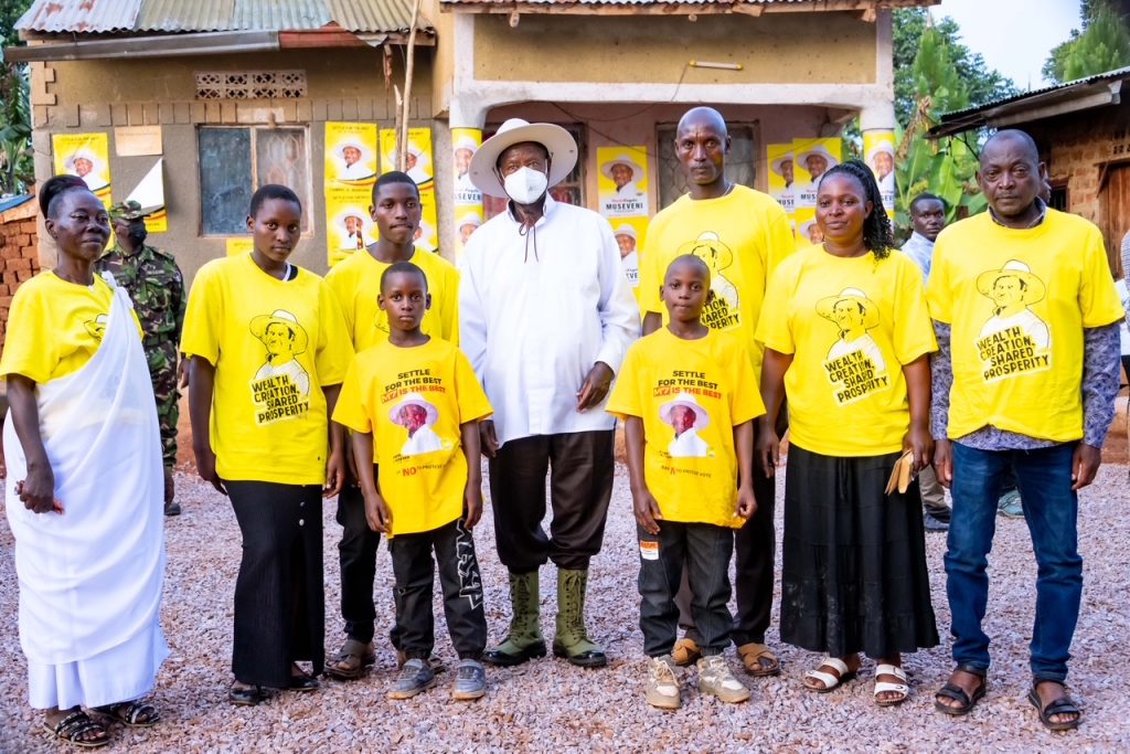 President Museveni Visists Ms Nampa A PDM Beneficiary In Mangaliba Village - Nakisunga Sub-County, Mukono - 19-Jun-2025