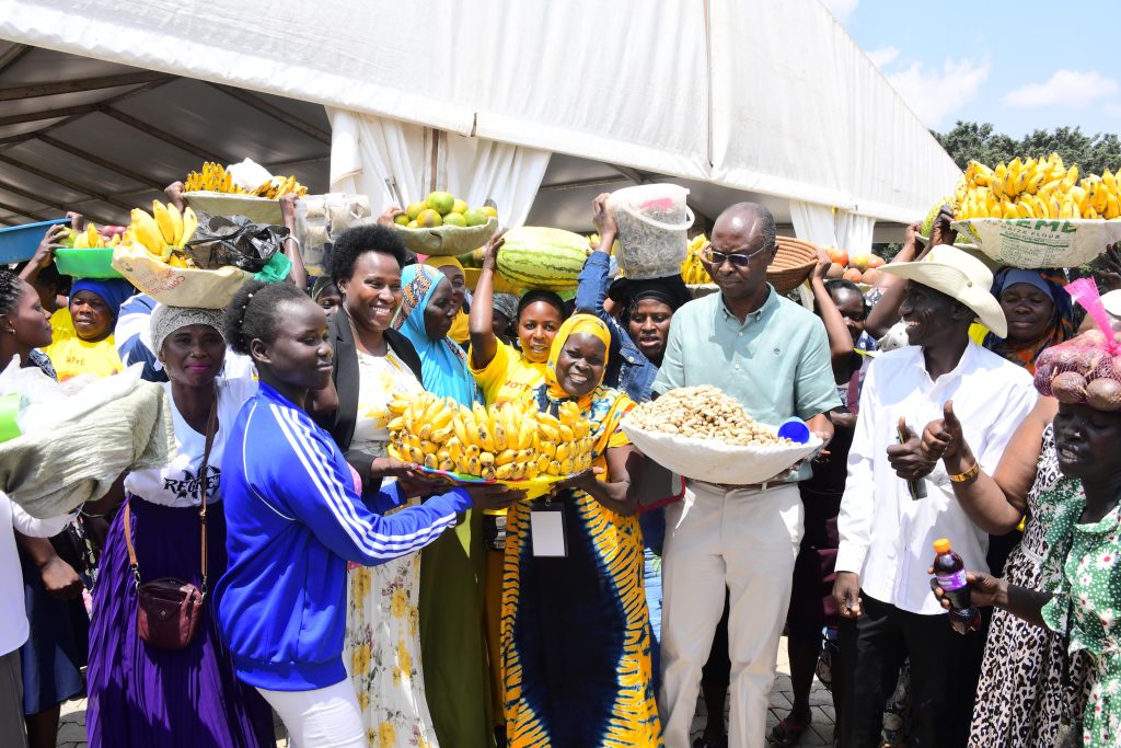 President Museveni Boosts Kampala Street Hawkers With Shs 300 Million - Kololo - 29-Jul-2025