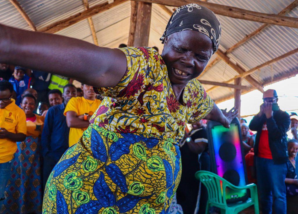 President Museveni Extends Business Booster Package To 605 Mbarara Roadside Market Vendors – 29-Jul-2025