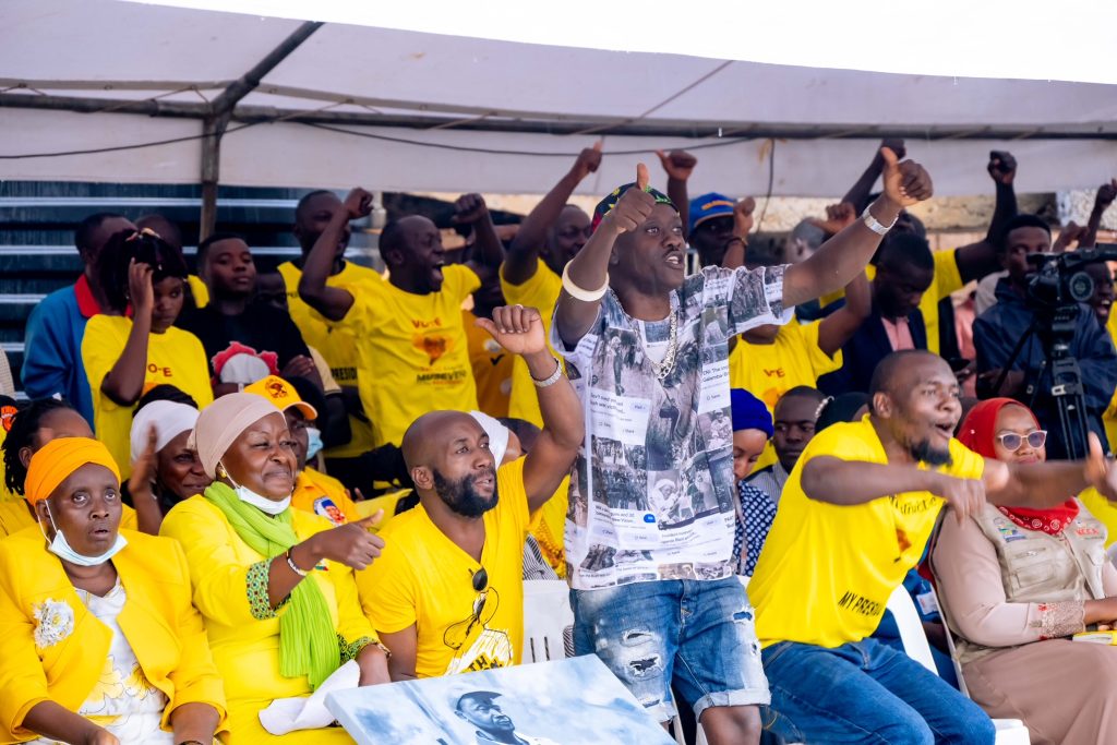 President Museveni In Kawempe Pledges 1 Billion Per Ghetto Structure - 18-Jul-2025