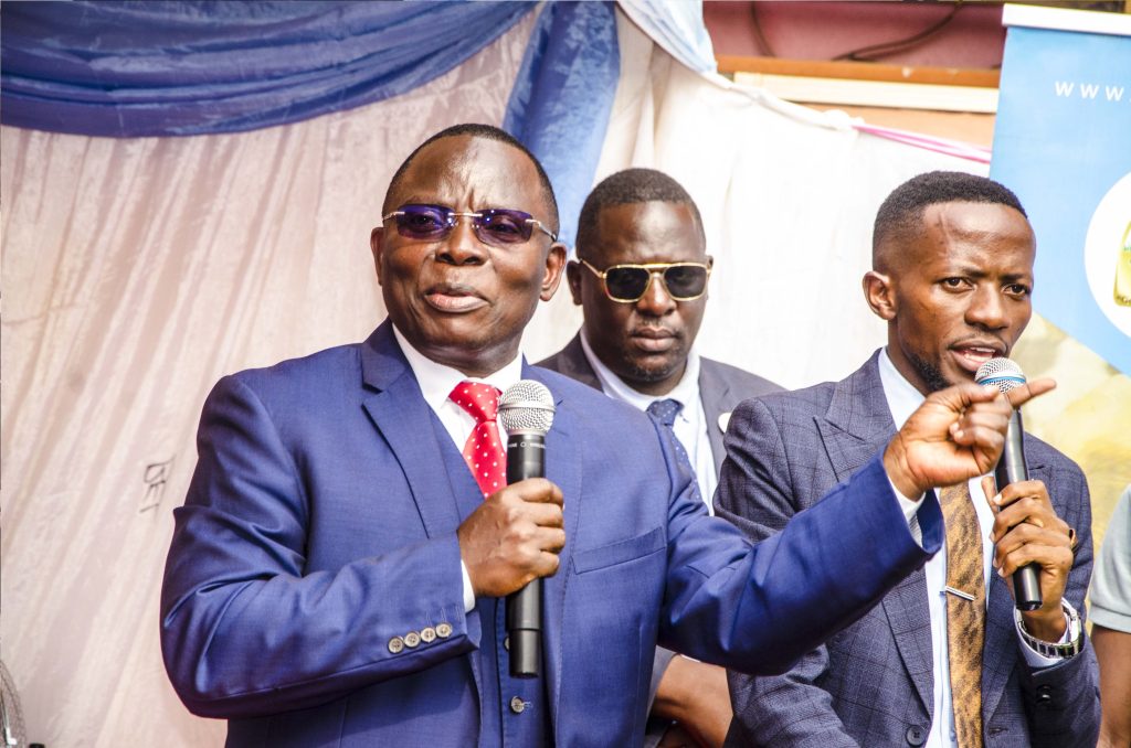 Archbishop of SDA Church, Pastor Moses Maka Ndimukika (Left) speaking. PPU PHOTO.