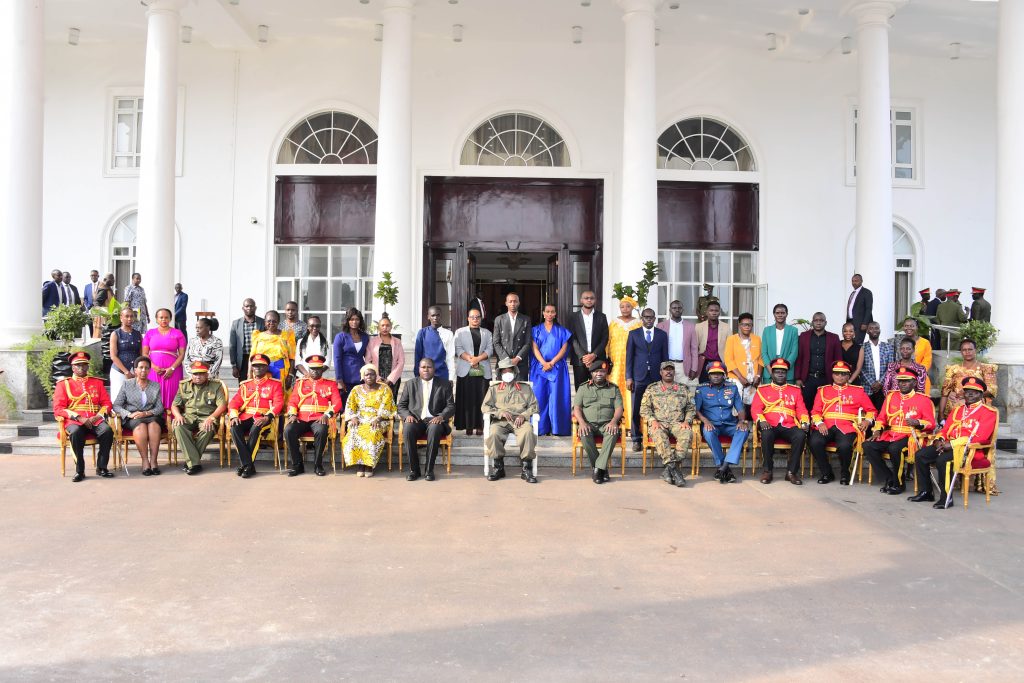 President Yoweri Kaguta Museveni in a group photo with the retirees during the Uganda People’s Defence Forces (UPDF) Send-Off ceremony of Generals at the State House Entebbe on the 8th August 2025. Photos by PPU.