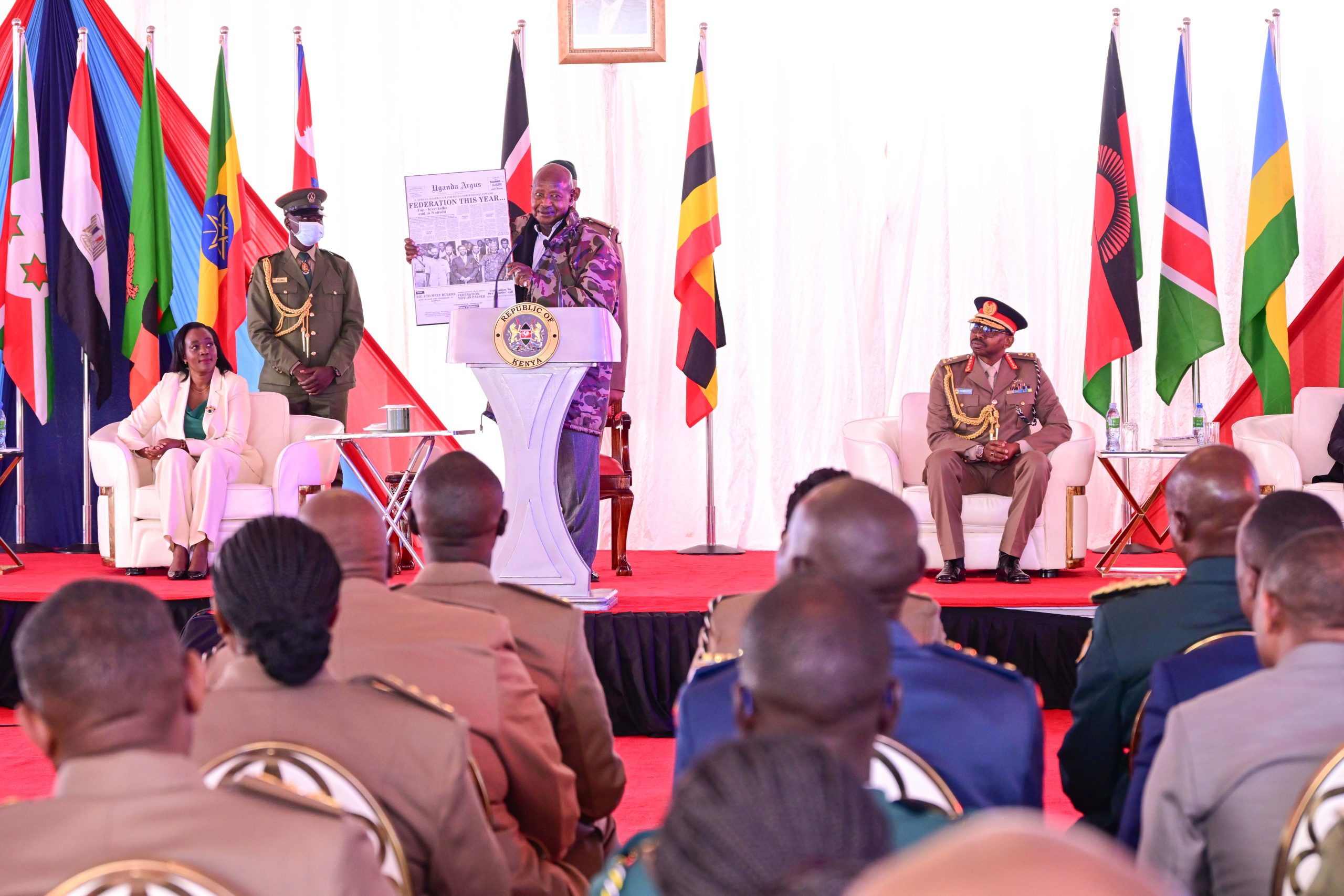President Museveni lectures officers at the National Defence College of Kenya in Nairobi on the importance of the East African Community - 31-Jul-2025. PPU Photo.