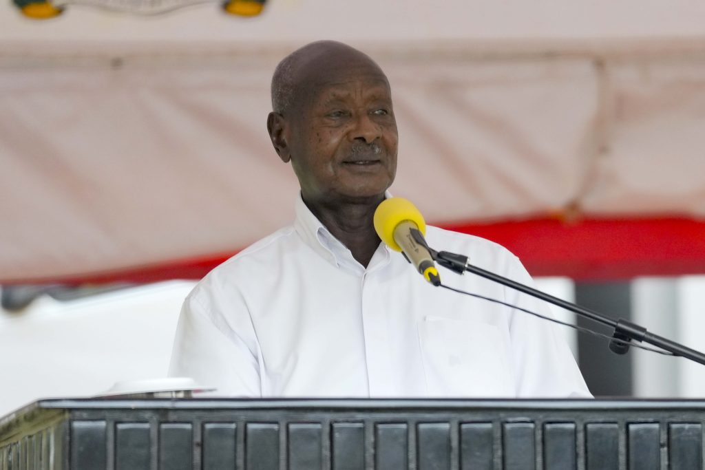 President Museveni meeting some of the Residents of Kityerera Parish at Mayuge State lodge - 7th Aug 2025