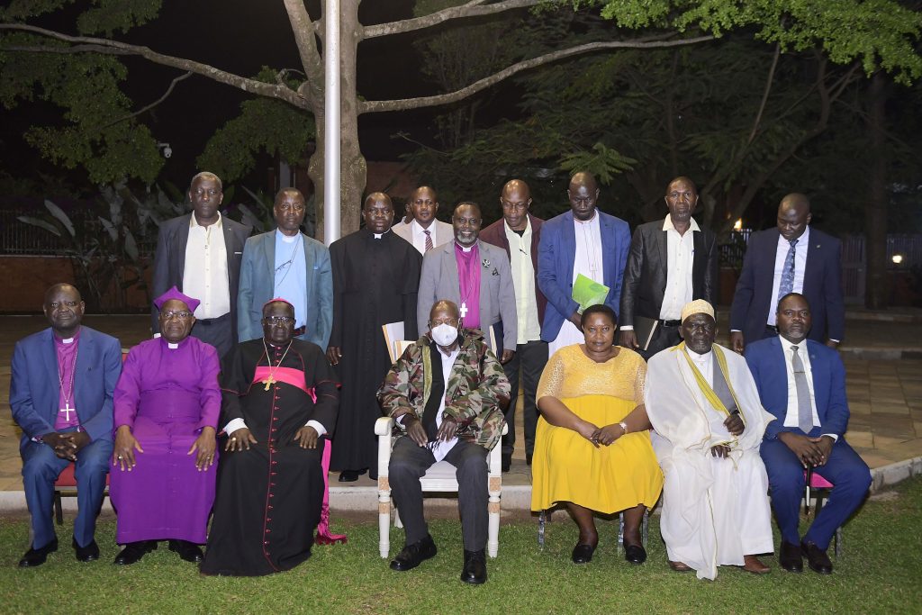 President Museveni meeting political leaders at State lodge - Nakasero - 26-Sep-2025