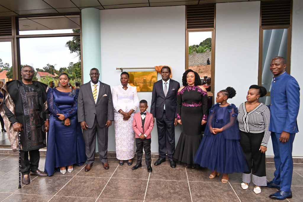 Hon Beatrice Akello (C), State Minister for Economic Monitoring pose for a photo with Pastor Kenneth Kato and his wife Oliver (L) and Pastor kayanja and his wife (